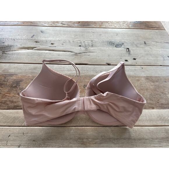 Victoria's Secret Macaron Beige 32C  Body by Victoria Perfect Shape Push Up Bra - Picture 2 of 2